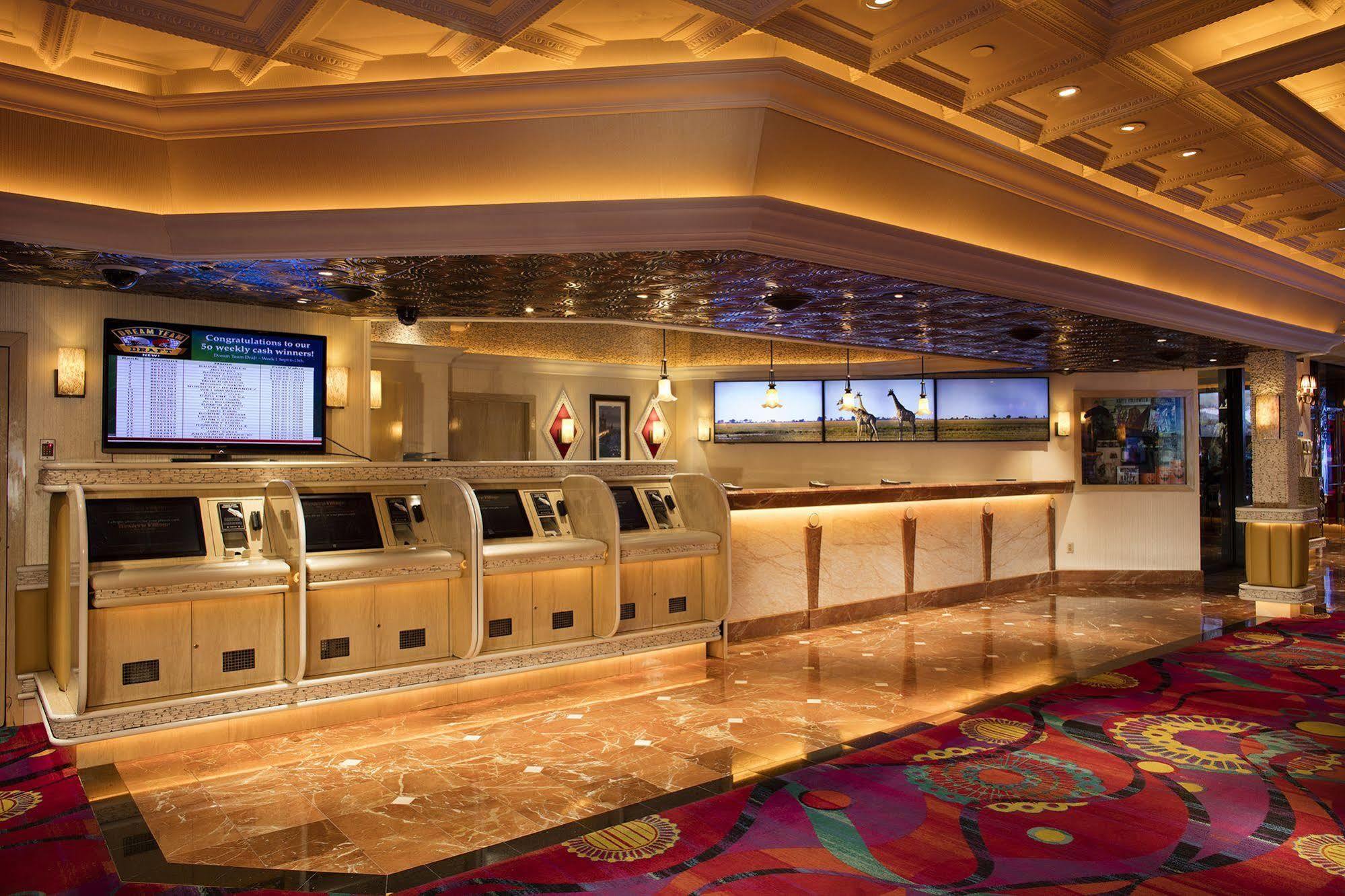 Western Village Inn And Casino Sparks Buitenkant foto